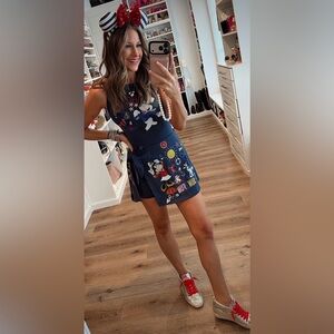 Disney cruise active dress size small worn once new condition